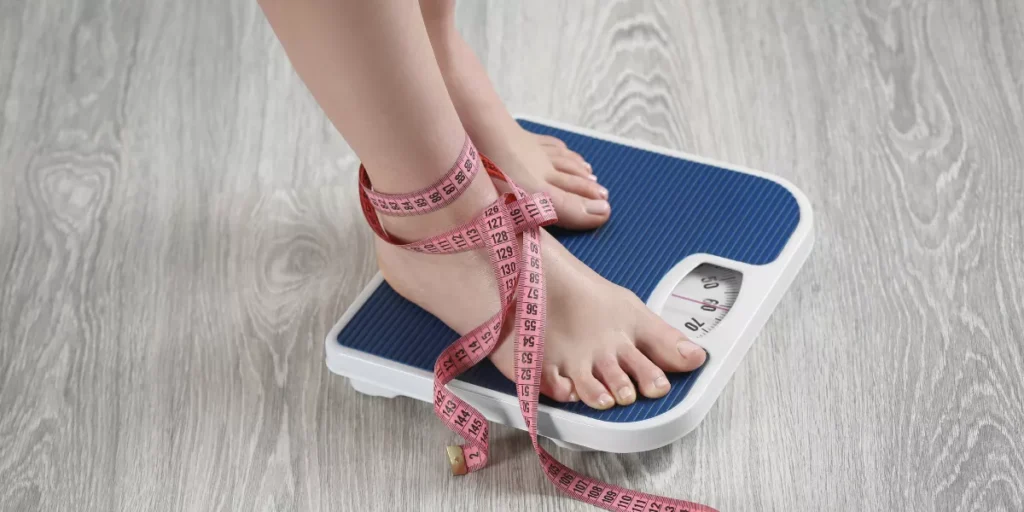 Should You Weigh Yourself Daily When Losing Weight? Should You Weigh Yourself Daily When Losing Weight?